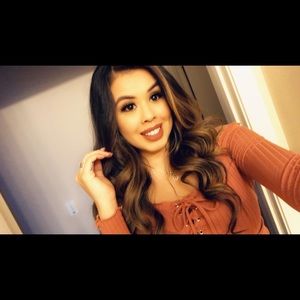 Meet your Posher, Mayra